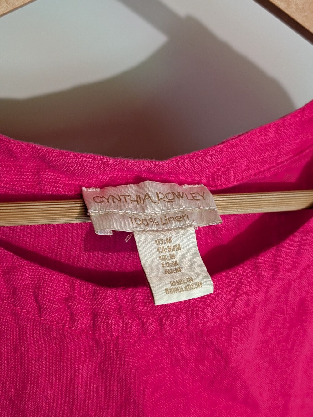 Cynthia Rowley 100% Linen Hot Pink Side-Button Top - Medium - Picture 2 of 5